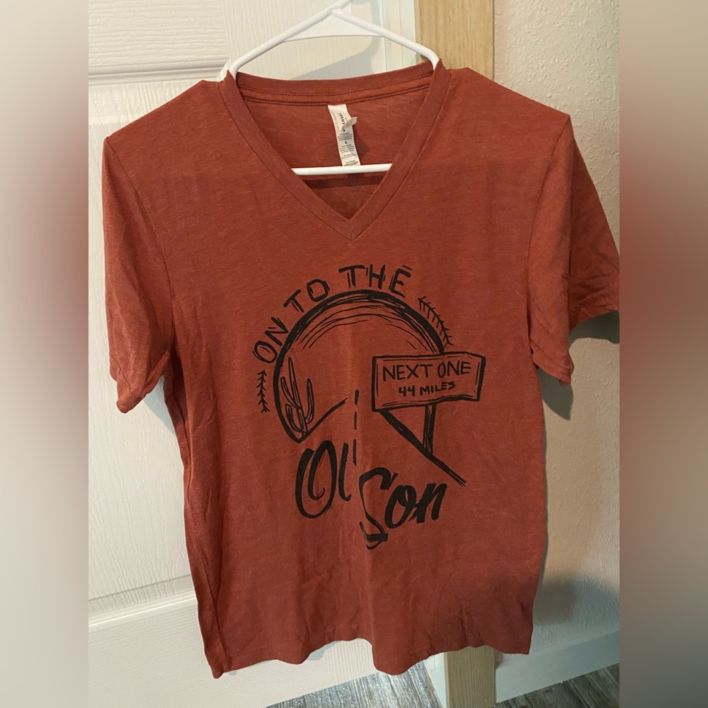 Women’s Graphic Tee
